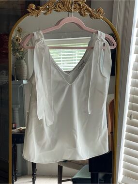 AMANDA UPRICHARD Josephina Shoulder-tie V-neck Tank Top In White